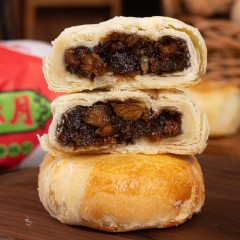 盼月新疆天山酥月酥皮月饼传统糕点枣肉核桃红豆伍仁金沙蛋黄中秋300g*3筒