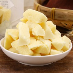 新疆奶酪酸奶疙瘩奶酥游满疆奶制品休闲零食300g