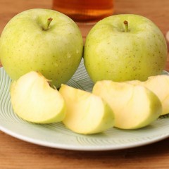 新疆青森王林青苹果 王林苹果 时令水果3斤礼盒装，5斤家庭装顺丰发货